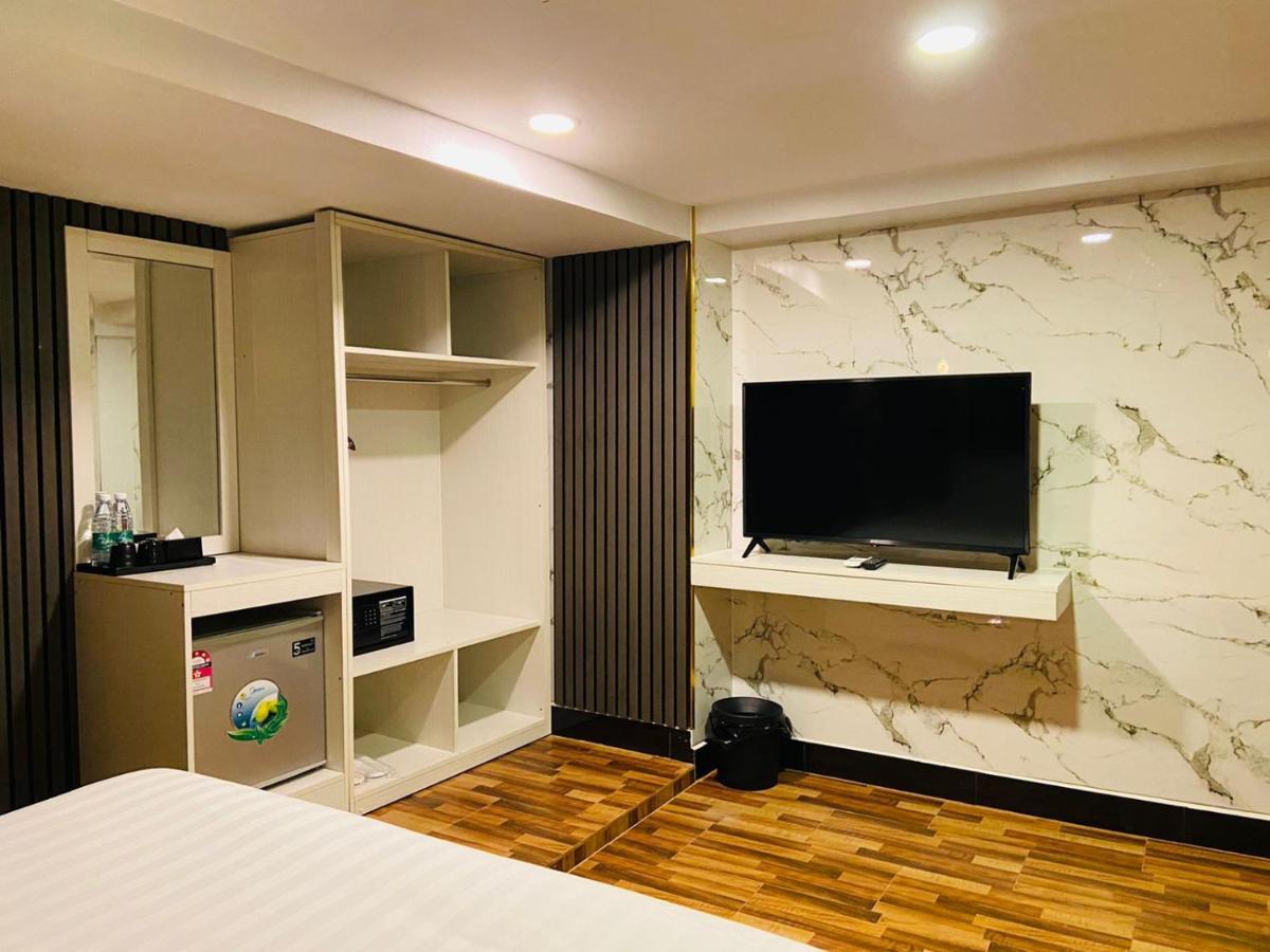 De Hotel プノンペン エクステリア 写真