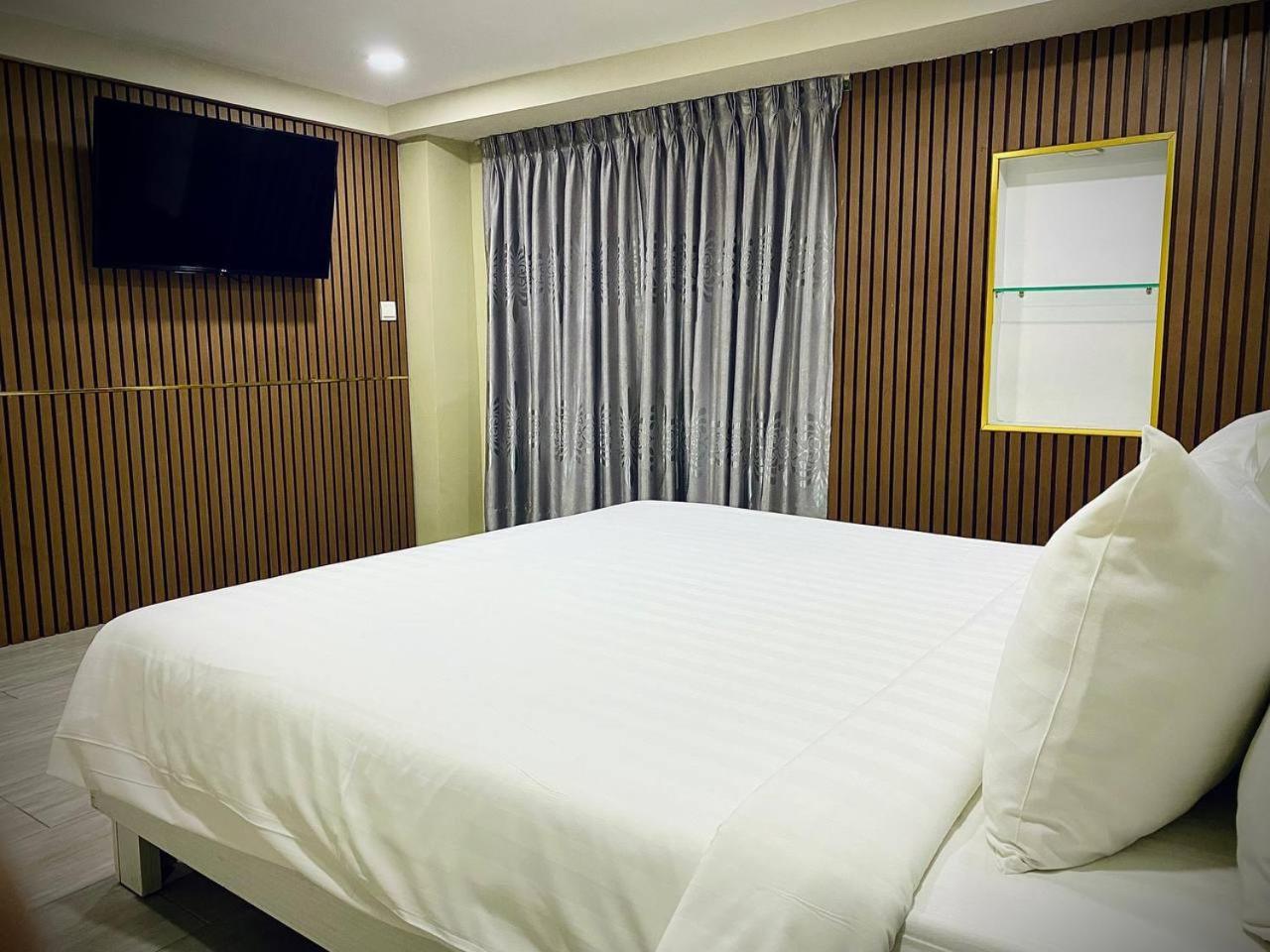 De Hotel プノンペン エクステリア 写真